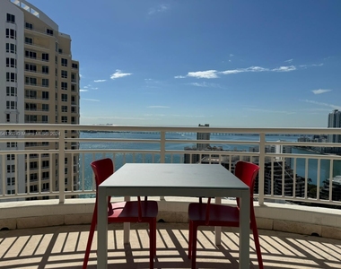 848 Brickell Key Dr - Photo Thumbnail 31