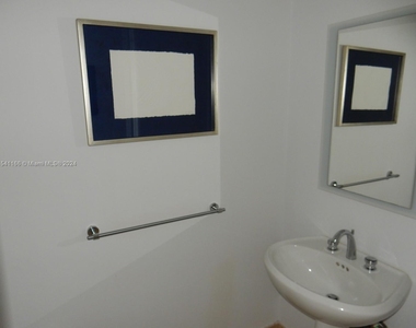 848 Brickell Key Dr - Photo Thumbnail 7