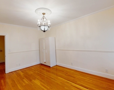 311 Tappan St - Photo Thumbnail 18