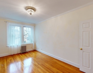 311 Tappan St - Photo Thumbnail 28