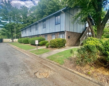 641 Statesville Blvd - Photo Thumbnail 5