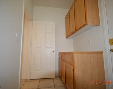 1309 Calle Montery Street - Photo Thumbnail 14