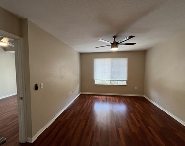 4041 San Marino Boulevard - Photo Thumbnail 5