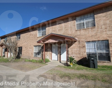 1803 Cedarhill Dr - Photo Thumbnail 0