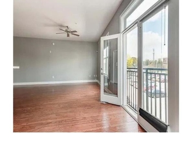 502 Pryor Street Sw - Photo Thumbnail 5