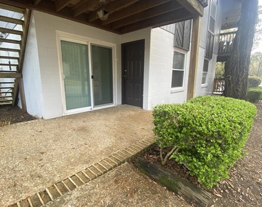 1530 Live Oak Drive - Photo Thumbnail 33