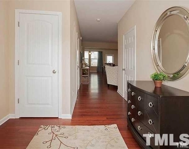 1037 Grand Ridge Drive - Photo Thumbnail 2