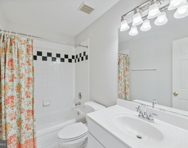 3017 N Dickerson Street - Photo Thumbnail 23