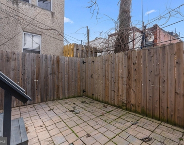 2942 W Girard Avenue - Photo Thumbnail 18