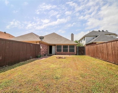 1125 Brittany Place - Photo Thumbnail 17