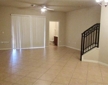 2332 Aloha Bay Ct. - Photo Thumbnail 3