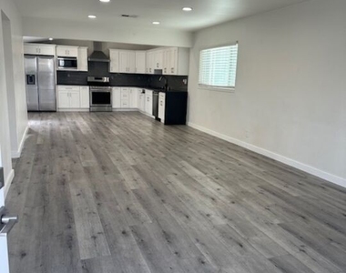 6200 Coldwater Canyon Ave - Photo Thumbnail 1