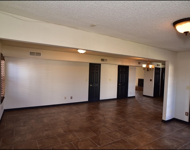 1159 Upper Canyon Place - Photo Thumbnail 13