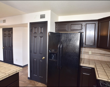 1159 Upper Canyon Place - Photo Thumbnail 21