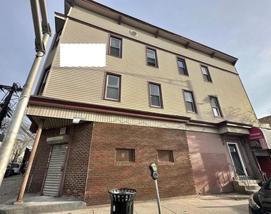 530 West Side Ave - Photo Thumbnail 8