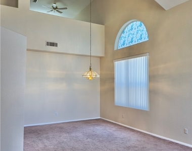 8105 Riviera Beach Drive - Photo Thumbnail 2