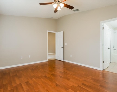 3147 Pine Top Drive - Photo Thumbnail 11