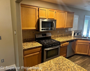 3553 Scottsbluff Street - Photo Thumbnail 9