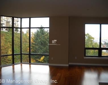 2351 Nw Westover #1007 - Photo Thumbnail 1