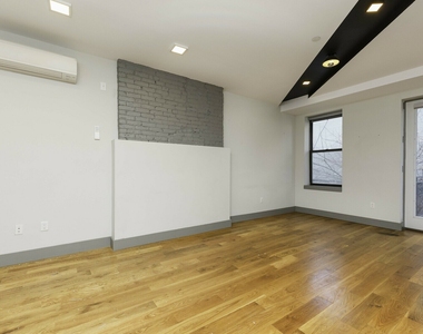 675 Grand St #3C - Photo Thumbnail 6