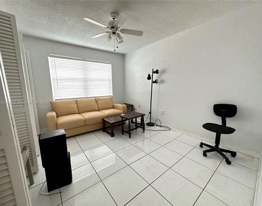 1501 Ne Miami Gardens Dr - Photo Thumbnail 7