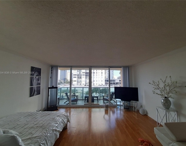 2501 S Ocean Dr - Photo Thumbnail 9