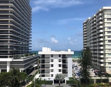 5838 Collins Ave - Photo Thumbnail 1