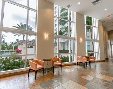 1745 E Hallandale Beach Blvd - Photo Thumbnail 4