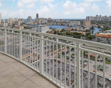 1745 E Hallandale Beach Blvd - Photo Thumbnail 5