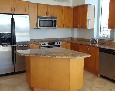 1745 E Hallandale Beach Blvd - Photo Thumbnail 9