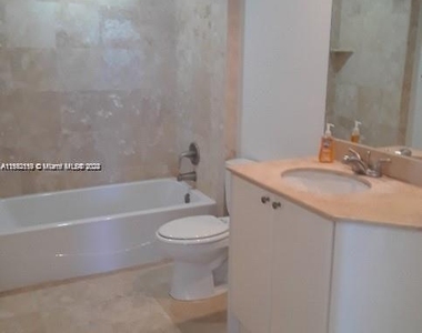 1745 E Hallandale Beach Blvd - Photo Thumbnail 7