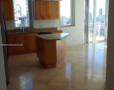 1745 E Hallandale Beach Blvd - Photo Thumbnail 8