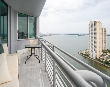 325 S Biscayne Blvd - Photo Thumbnail 8