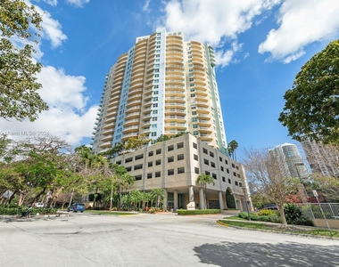 2475 Brickell Ave - Photo Thumbnail 36