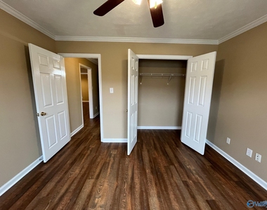 2412 Harpeth Place - Photo Thumbnail 19