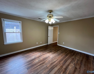 2412 Harpeth Place - Photo Thumbnail 11