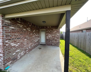 136  N Benchmark  Ln - Photo Thumbnail 26