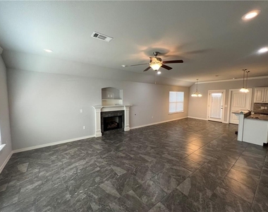 136  N Benchmark  Ln - Photo Thumbnail 8