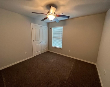 136  N Benchmark  Ln - Photo Thumbnail 23