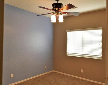 1057 S Sacramento Place - Photo Thumbnail 17