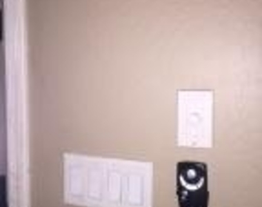 1057 S Sacramento Place - Photo Thumbnail 14