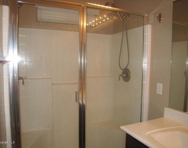 1057 S Sacramento Place - Photo Thumbnail 12