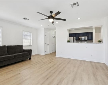 4659 Dart Street - Photo Thumbnail 2