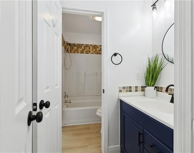 4659 Dart Street - Photo Thumbnail 9