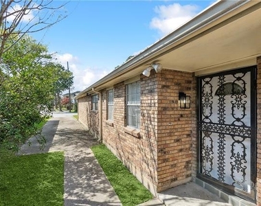 4659 Dart Street - Photo Thumbnail 1