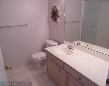 5474 Nw 92nd Ave - Photo Thumbnail 11