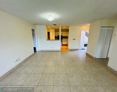 3586 Nw 95th Ter - Photo Thumbnail 1