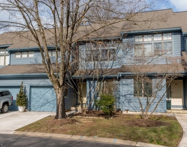 9 Sturbridge Ct - Photo Thumbnail 1