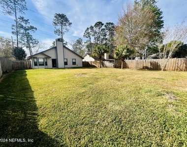 10821 Pine Acres Road - Photo Thumbnail 34