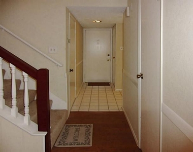 553 Trailcrest Drive - Photo Thumbnail 2